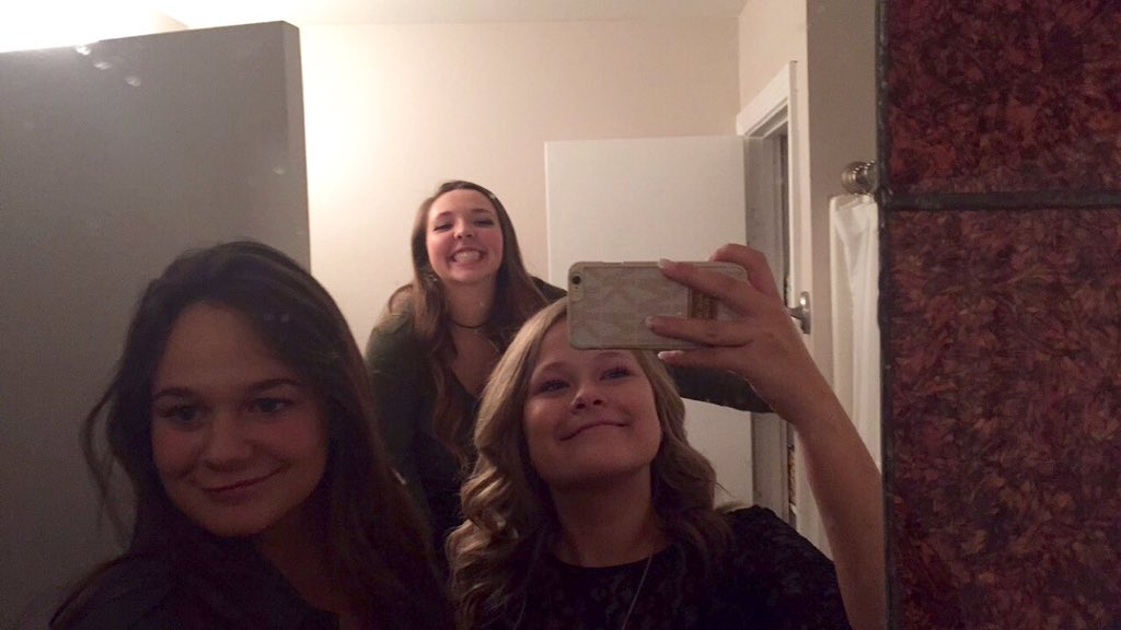 emmavandeberg's tweet image. @morgan_lodico @hallste01