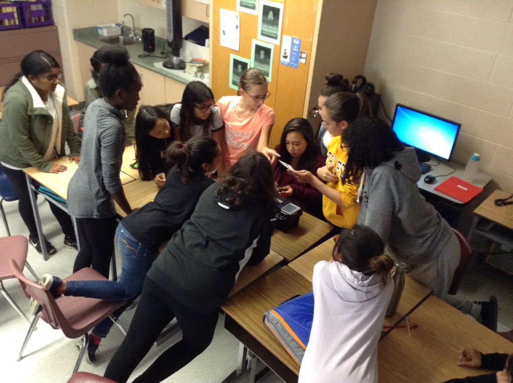 MsMa8's tweet photo. @HazelMcCallionS @PeelSchools Escape room boys vs. Girls. https://t.co/DJZlJQwSMc