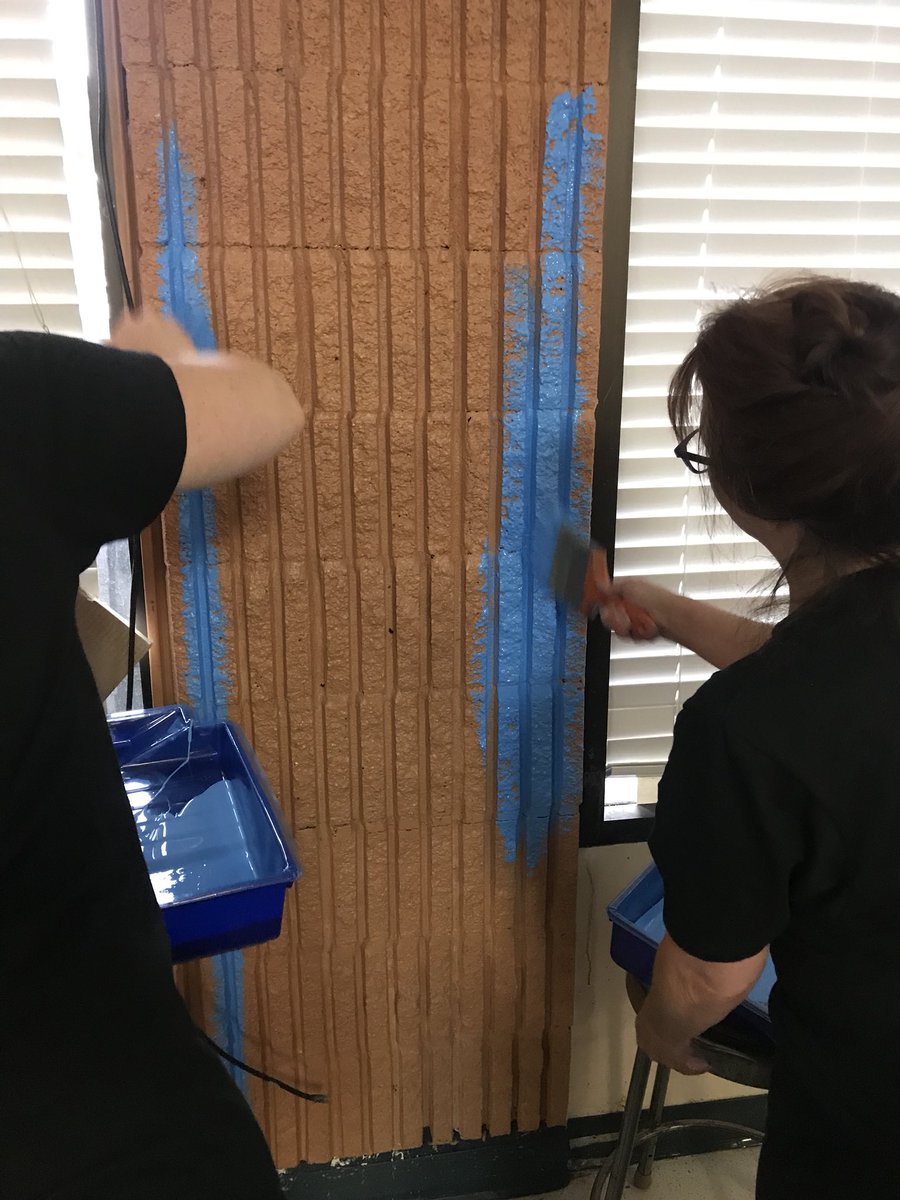 spokanechapter's tweet photo. Painting the day away while sharing the #SpokaneCUDifference at Crosswalk Youth Shelter. #ICUDay2017 https://t.co/3Ymq4vHaDr