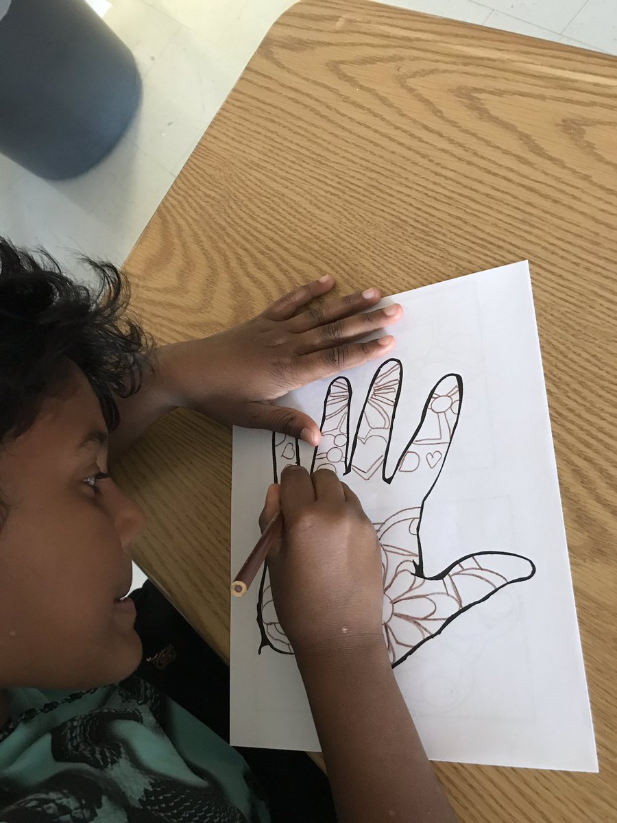 Mrs_Loreti's tweet photo. Diwali celebrations continue as students create their own Mehndi designs✨ @FernforestPS https://t.co/G1ivbSyWZ0
