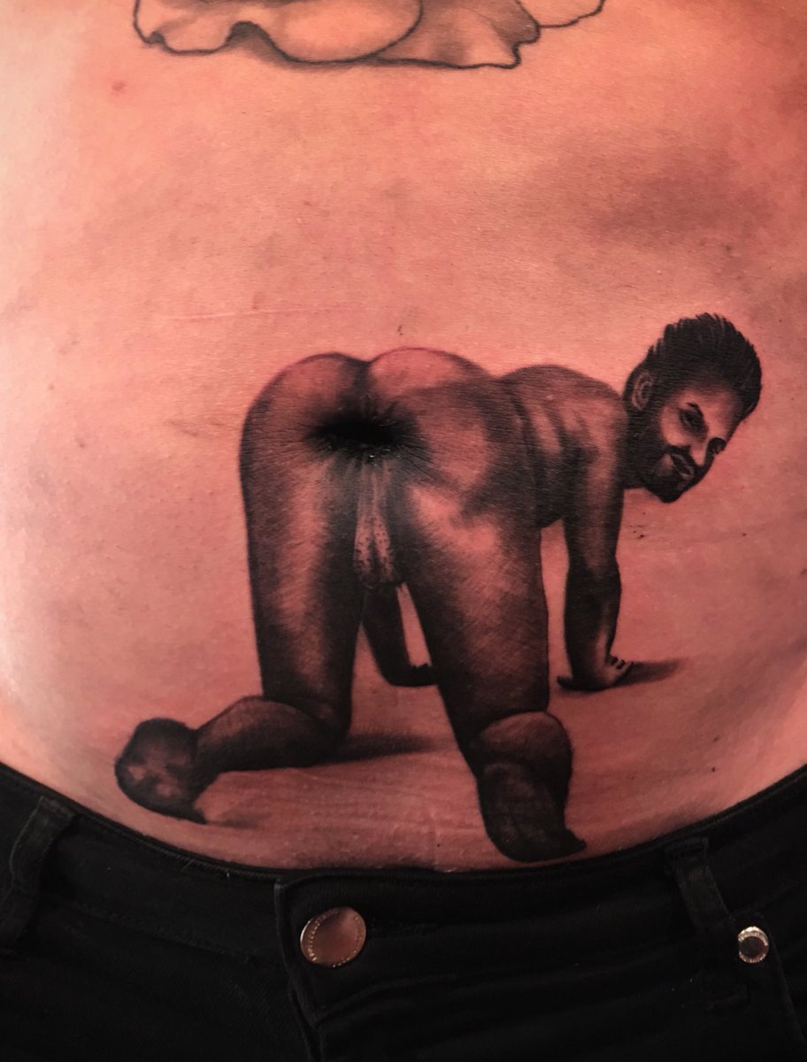 Here’s the belly button butt hole from ep 2 of Just Tattoo of us! 