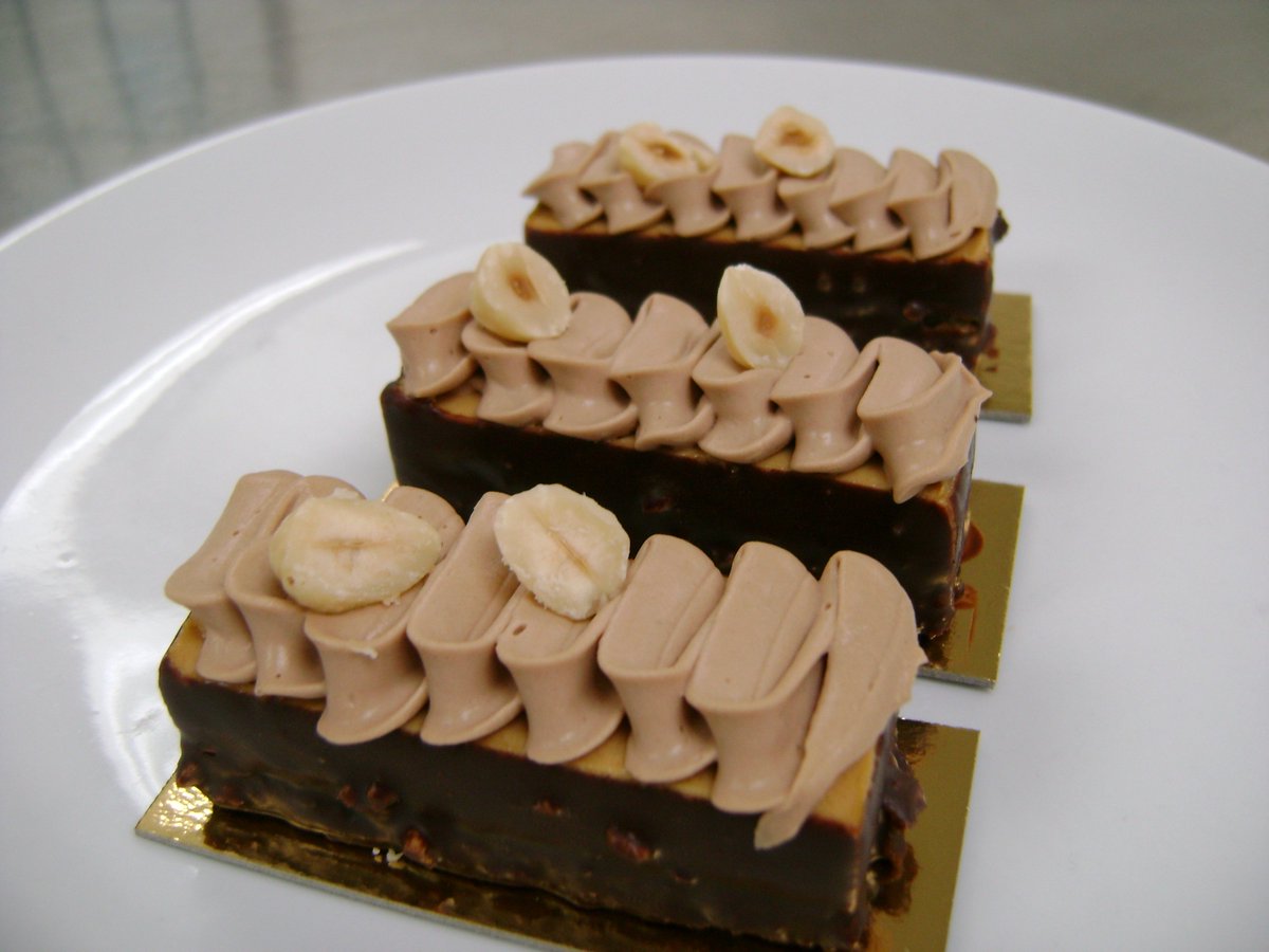 gegepastry's tweet photo. new afternoon tea patisseries @FairmontStA @VisitStAndrews https://t.co/cBB8Qezqtb