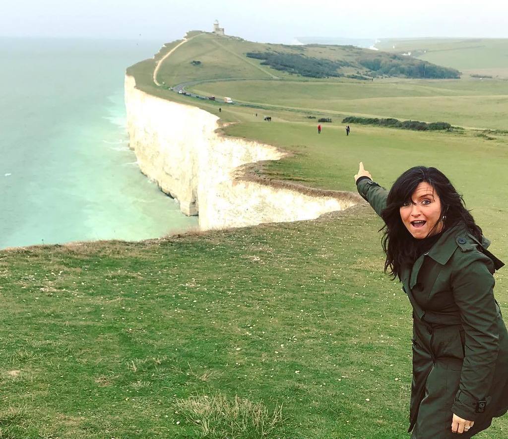 go2kitchens's tweet photo. Look it's a lighthouse!  Spent a beautiful day at #beachyheadcliffs and #birlinggap...two lighthouses and views ev… https://t.co/HLD3APlu7C https://t.co/emlRH1ETak