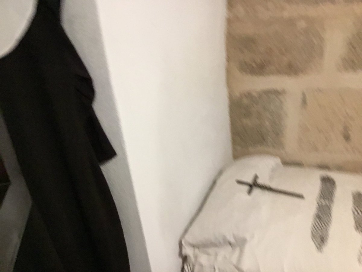 EvaGriffith19's tweet photo. The room I’m speaking in has an old chapel in it... We’ve already had coffee at the convent... #AIR2017 #Zafra https://t.co/XDyqGjBTmI
