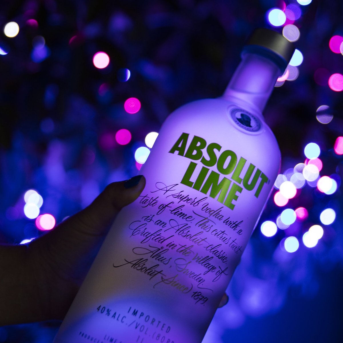Absolut_NI's tweet photo. Who will sparkle, who will shine?
But first thing’s first, who wants Lime?

Getting the party started at the 14th PANI Awards tonight in Belfast.

#PANI17 #AbsolutNI https://t.co/z9fYzJy479