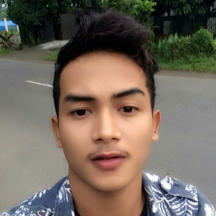 diorivbani's tweet photo. OMG! Kamu harus melihat ini. #BIGOLIVE.  
https://t.co/jHL7qKg8I5 https://t.co/ivlYw1IT3h