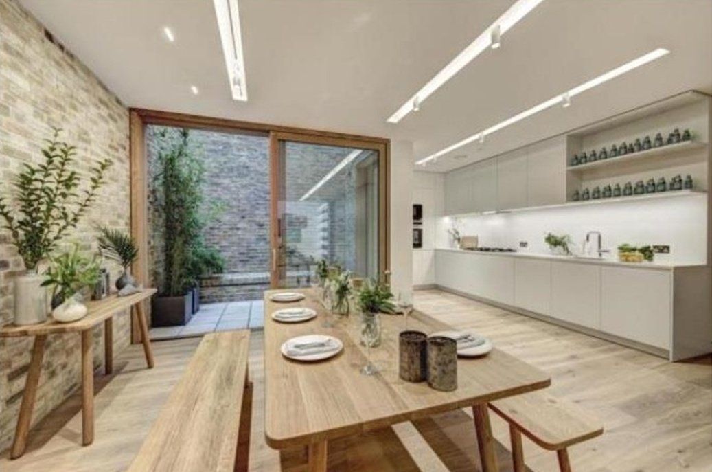 Anscombes's tweet photo. Would you spend your evenings in the games room or up on your private roof terrace? #Home #London https://t.co/e7KyLkVIHb https://t.co/SuH2xsuUMO