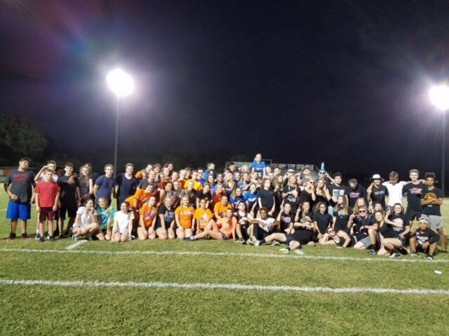 OFHSstudentnews's tweet photo. Spirit Night was great last night! Make sure to dress up in your class color to end HOCO Week tomorrow! https://t.co/pyHHwGYy9b