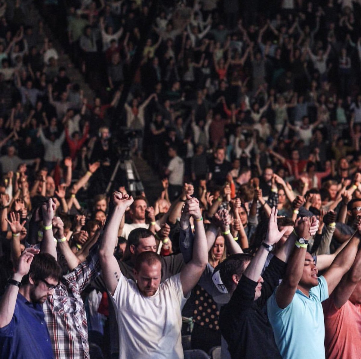 hosannamn's tweet photo. On Oct. 27, we're excited to come alongside @BereanMN & @PulseMovement their #UniteLocal worship night. Learn more: https://t.co/JMJYHi2Qng https://t.co/7HjicnEMnB