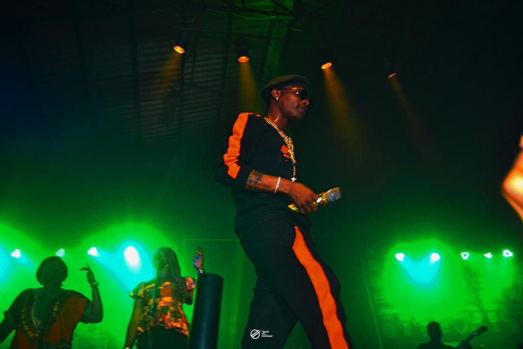 Thalitht's tweet photo. #wizlion #kalakuta @FelabrationNG #Felabration2017 @wizkidayo mo' blessings champ 💪💪💪 #thalithshotit #ttgmontage #thisisthalith #ttg #wizkid https://t.co/8PAJMWBZAm