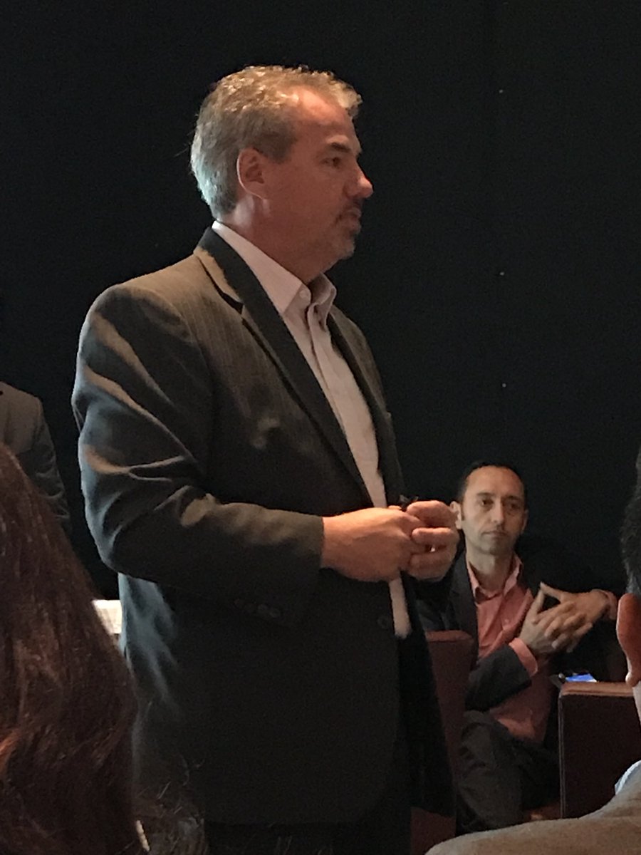 dahners's tweet photo. 👂to JT @jturgeon63 at the new SoCal @IAUG chapter. https://t.co/ypei5jnmXI