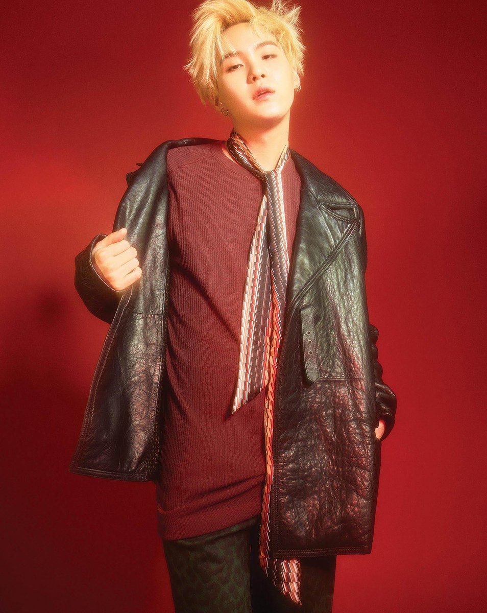 minyoongipics's tweet photo. he is SUCH a model!!!!!!!!!! https://t.co/M1PyUjIwzD