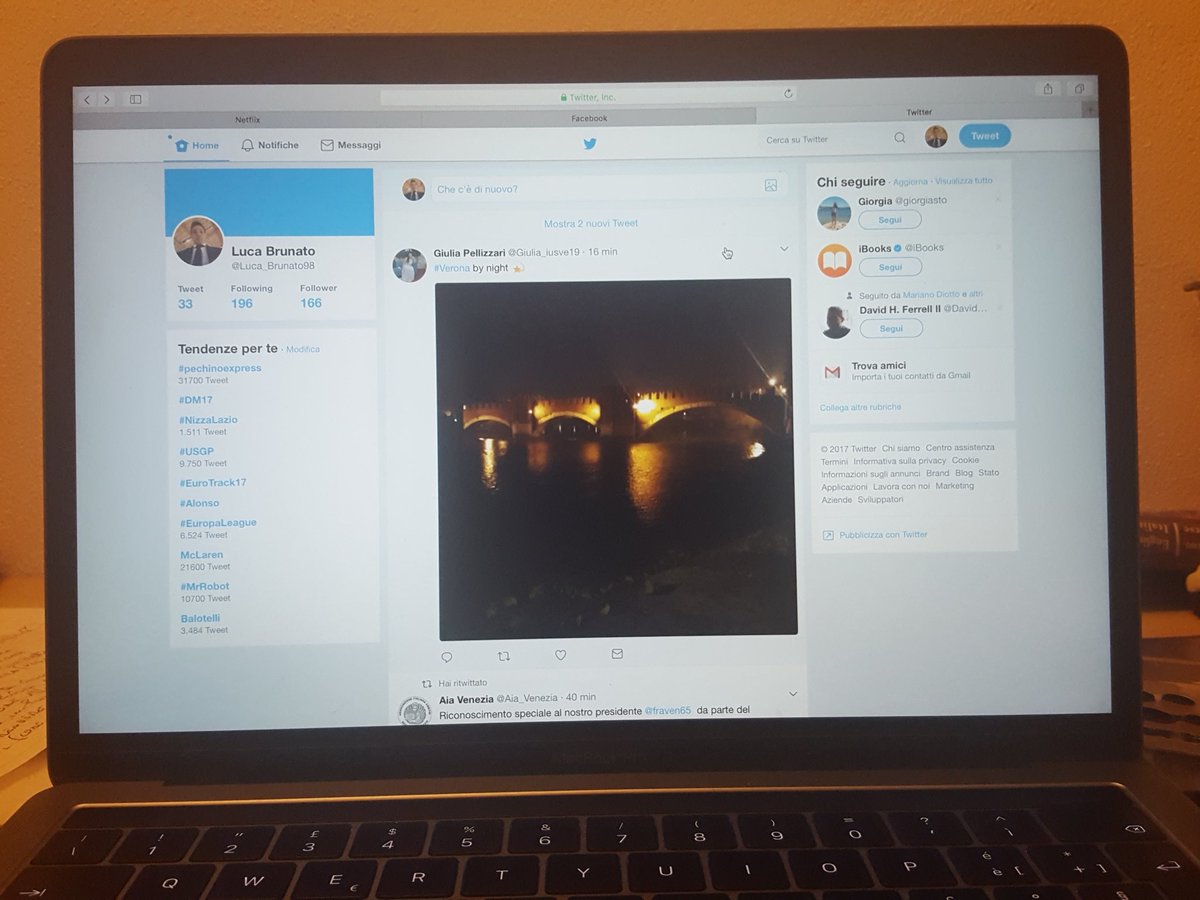 Luca_Brunato98's tweet photo. Grazie a @marianodiotto e @IUS_VE sono arrivato al punto di girovagare per #Twitter per ore senza un motivo😂  #nuovadroga https://t.co/MVTtGAy3h7