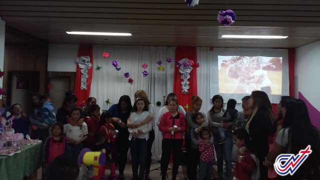 ccnjoselsuarez's tweet photo. El 14 de Octubre celebramos con las madres en su día en el cual fueron honradas por sus hijos.
#CCN
#CCNJLS
#CCNEsFamilia
#VamosPorMás https://t.co/god688OwWu