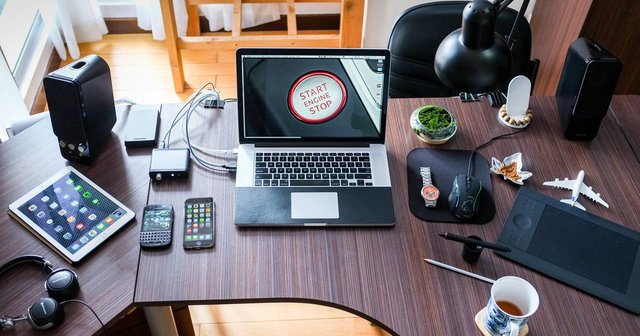 SydneyS_Klein's tweet photo. Interesting @YourFutureEdge study. Even simple digital skills make big difference in today’s tech-driven job market. https://t.co/ZADypl73a0 https://t.co/BRn4AWW6pk