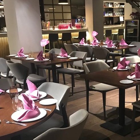 ImperdibleColon's tweet photo. #hoy y #siempre #imperdiblecolon del #color que toca #rosa @solandecabras @aecc_es https://t.co/0H0ncEp0xq