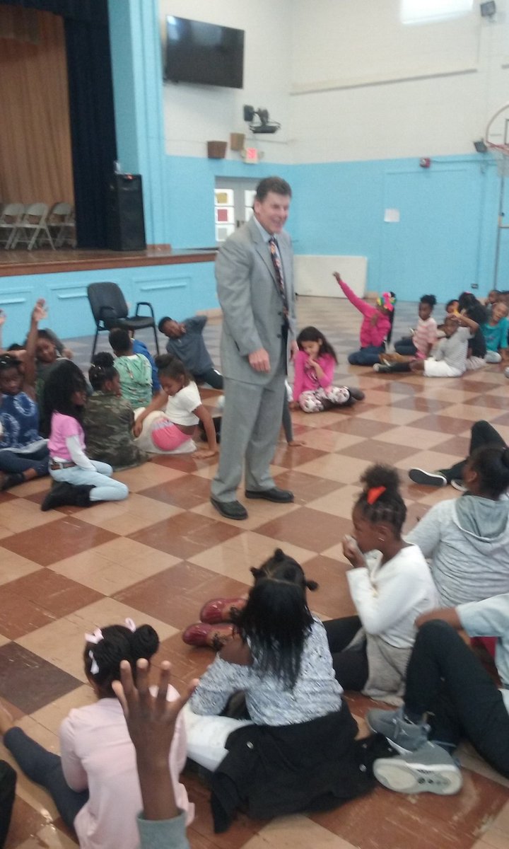 Lee Core tweet media