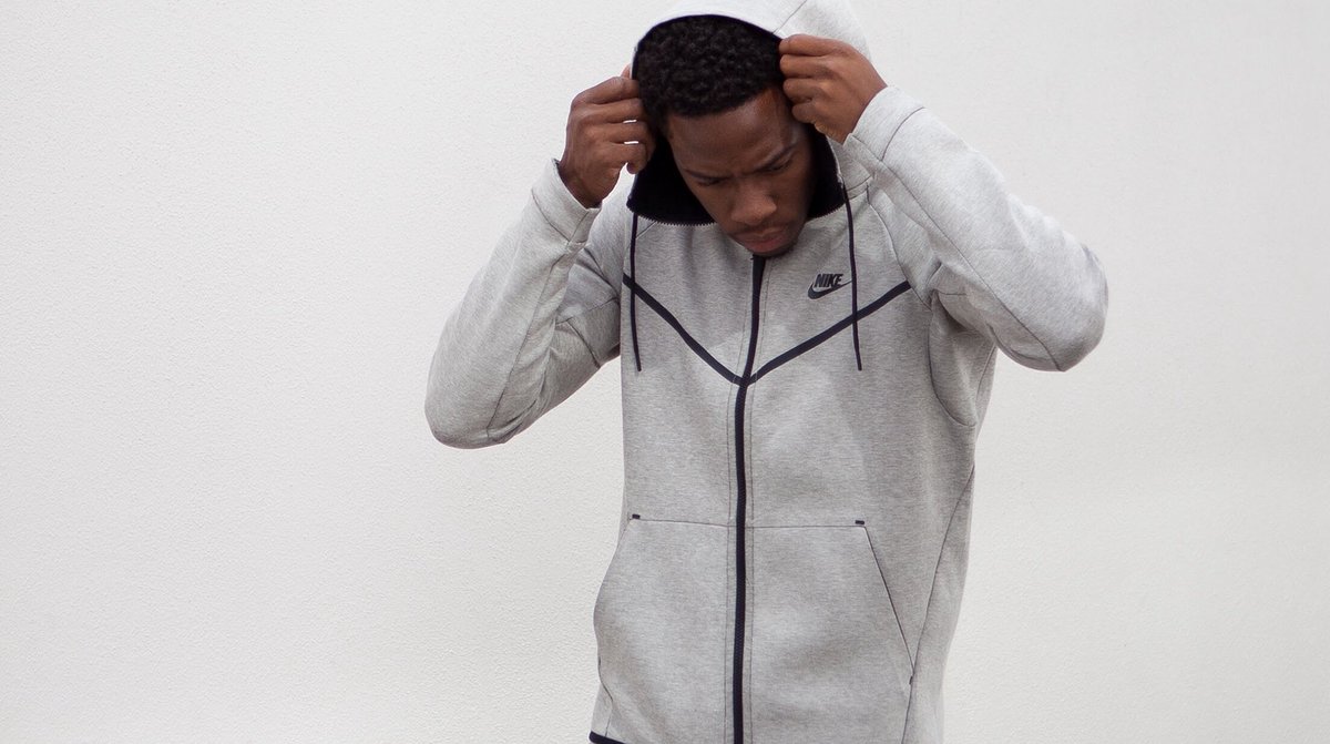 champs nike tech fleece