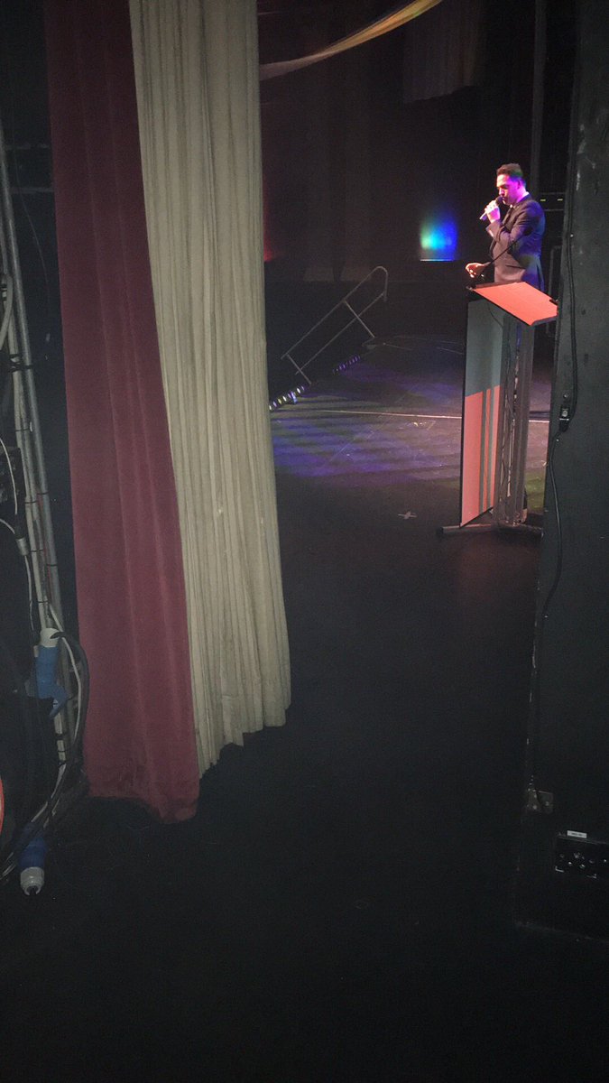 BrierleySimon's tweet photo. Ready to start the @PendlesideHosp Corporate Challenge Awards. Such a deserving local cause and inspiring to see all the hard work by local businesses #pendlecorp https://t.co/w37RKdPP4r