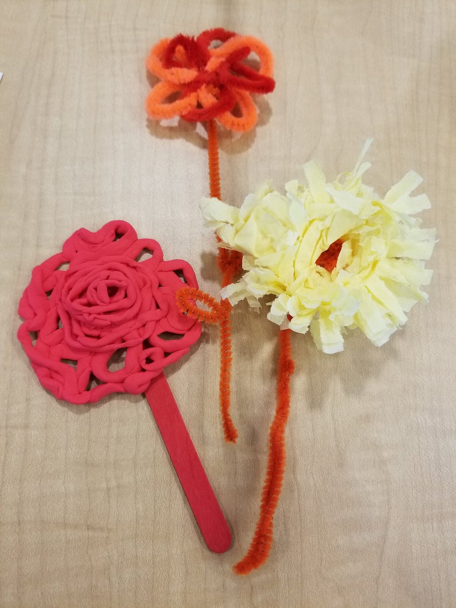 #ASHMEI17 Crafting flowers...and test questions with Dana Matthews MD