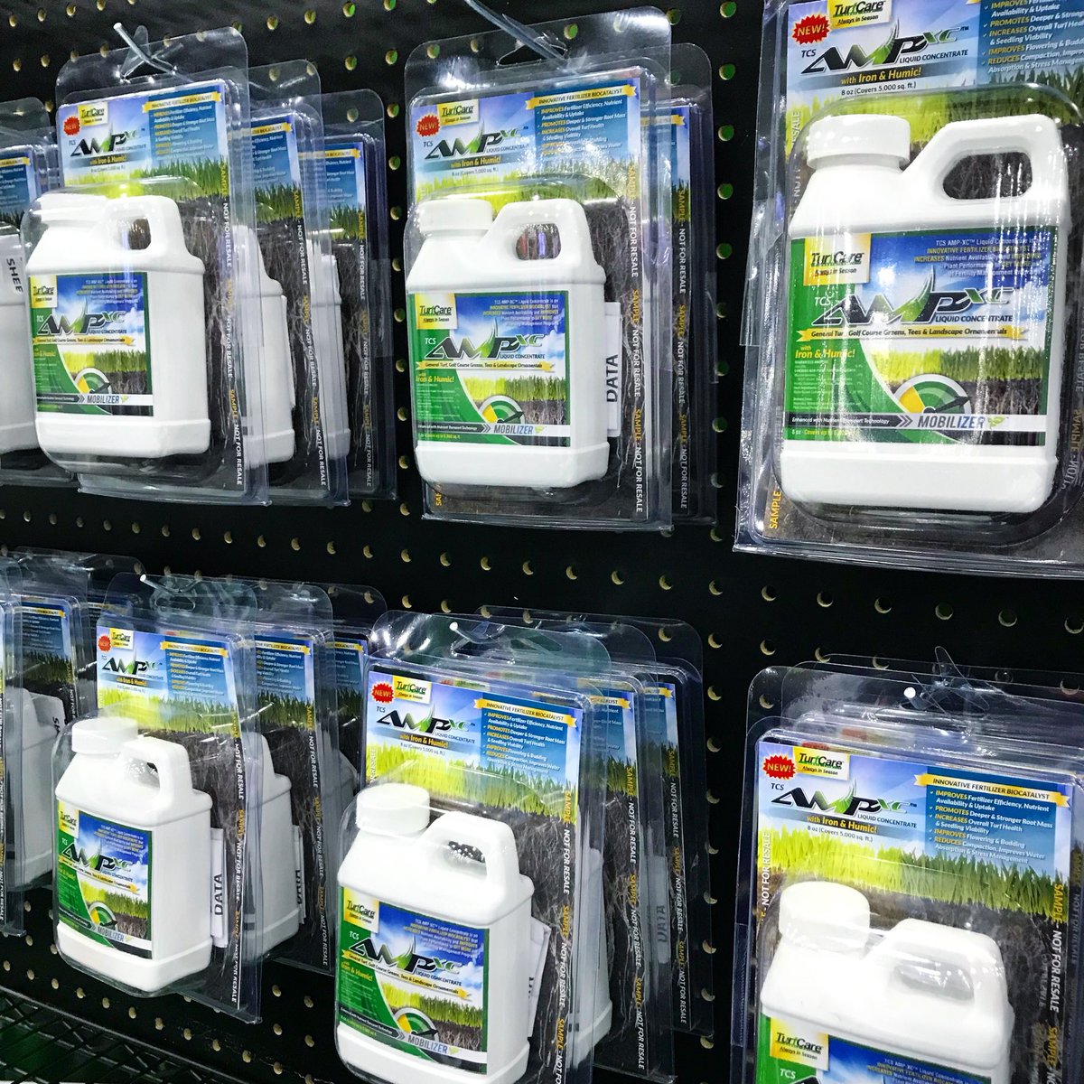 SpringValley_X's tweet photo. If you’re familiar with our AMP-XC products stop by our booth for you’re free sample or our NEW liquid concentrate! Visit booth #26078 at the @GIE_EXPO for FREE samples and more info! #turfcaresupply #soilamendments #lawncare #lawn #curbappeal #gieexpo2017 #greenindustry #ampxc https://t.co/l5ARE9KDJN