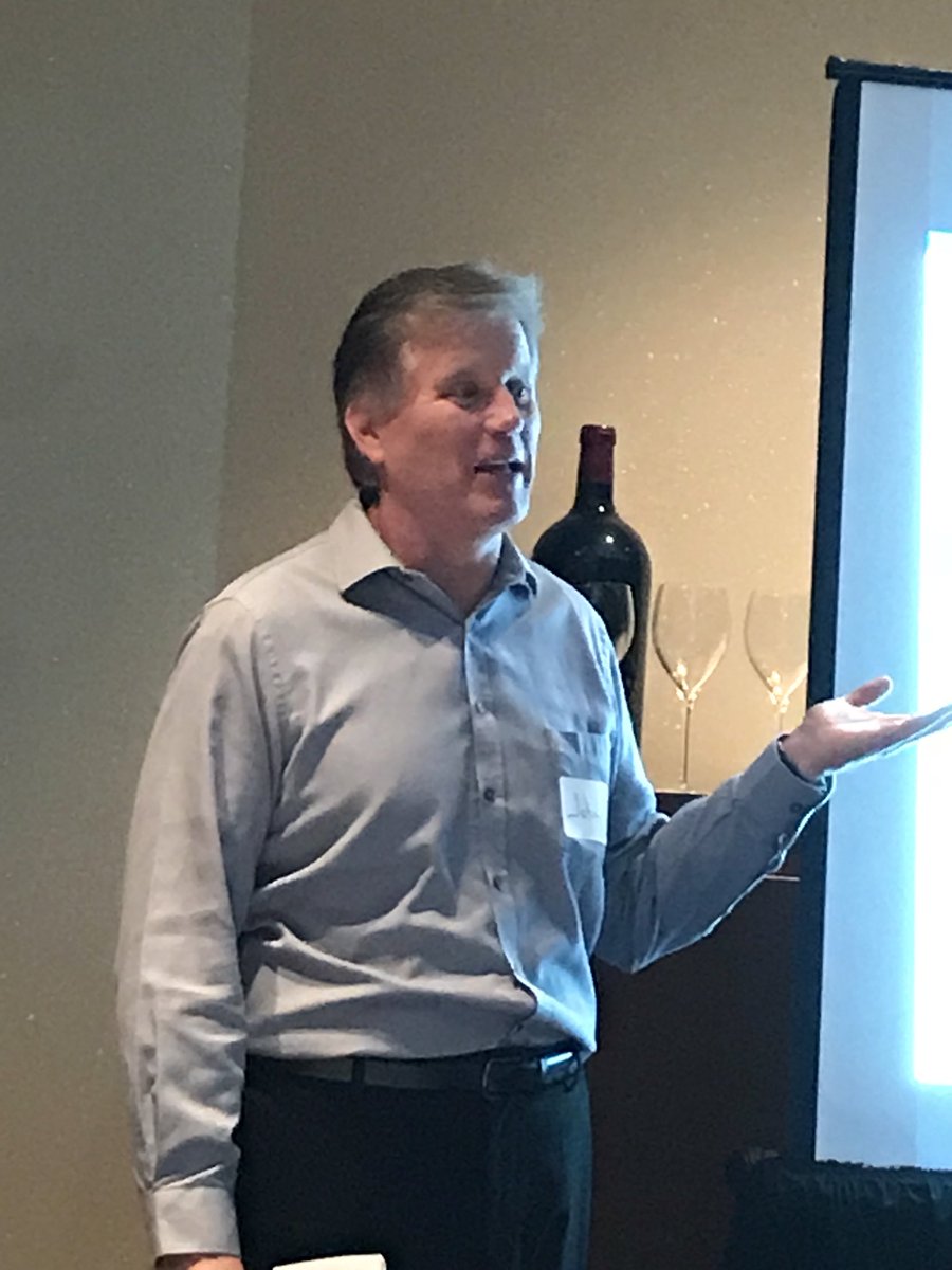 dahners's tweet photo. Impressive preso on #avayabreeze. John Nicholson, fine presenter, engineer. #wow @voxns @IAUG https://t.co/QvjfDiT1eG