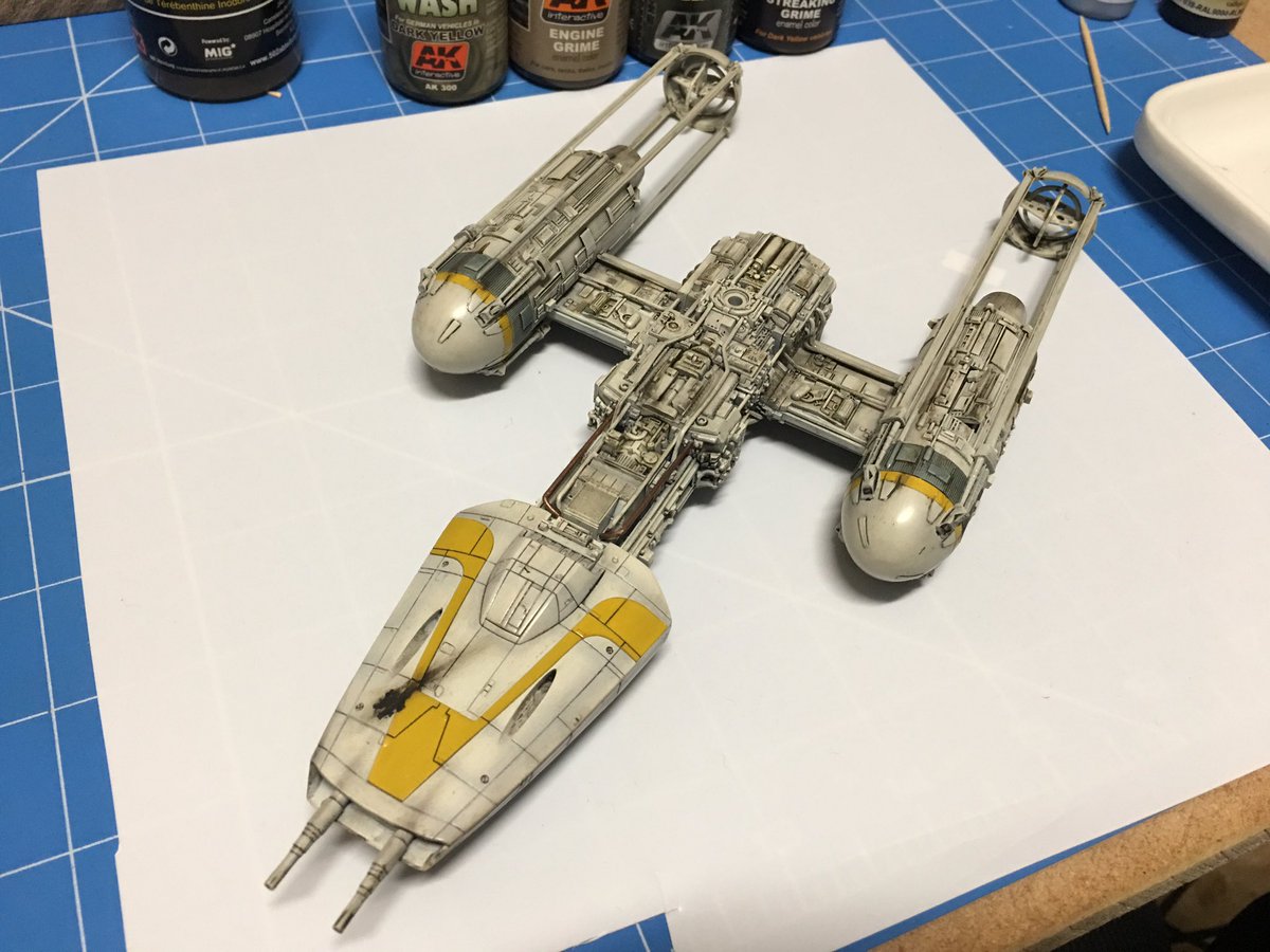 ModelbuildStar's tweet photo. #Starwars #bandai  Y-wing build nearly done . Pin wash , detailing with powders and enamel washes . Some decals still to add + Matt varnish https://t.co/dzDulqqtYr