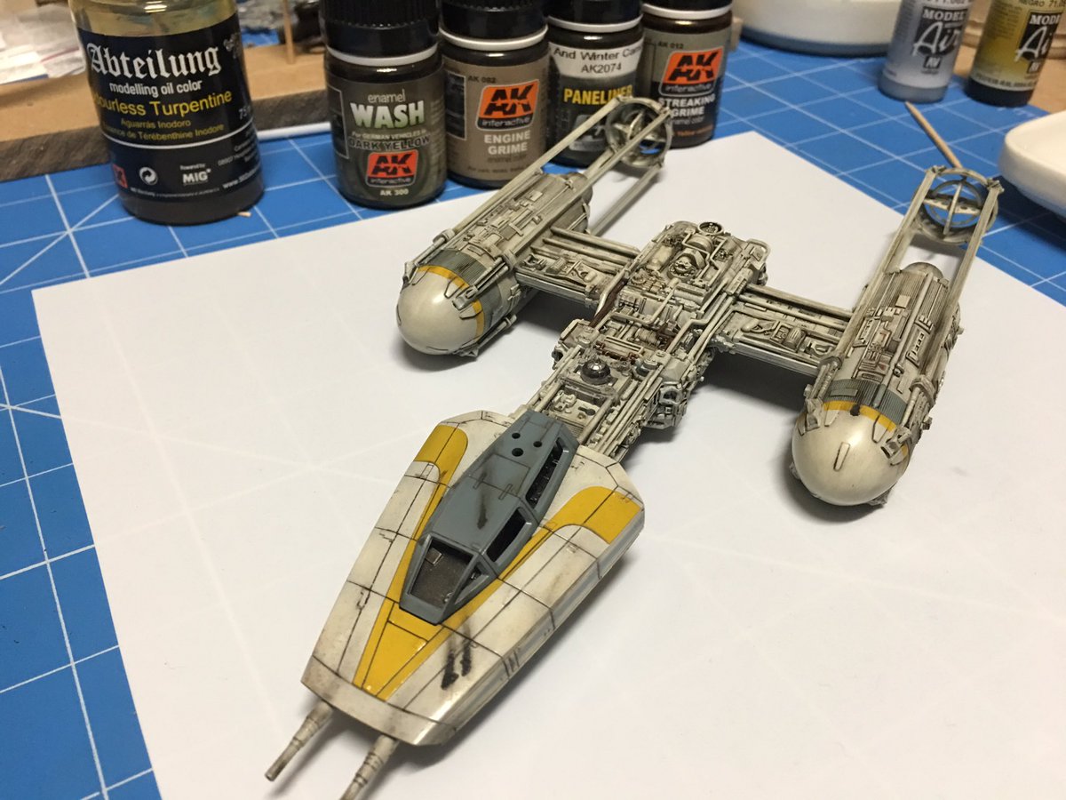 ModelbuildStar's tweet photo. #Starwars #bandai  Y-wing build nearly done . Pin wash , detailing with powders and enamel washes . Some decals still to add + Matt varnish https://t.co/dzDulqqtYr