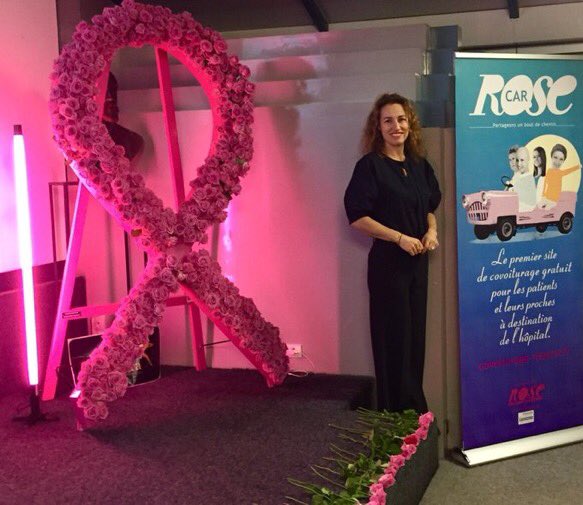RoseUpAsso's tweet photo. À la soirée #Defidefemmes @BERGONIE33 @aude_thierard présente notre covoiturage solidaire #RoseCar @geraldcarmona https://t.co/Qk5PCkBSrv