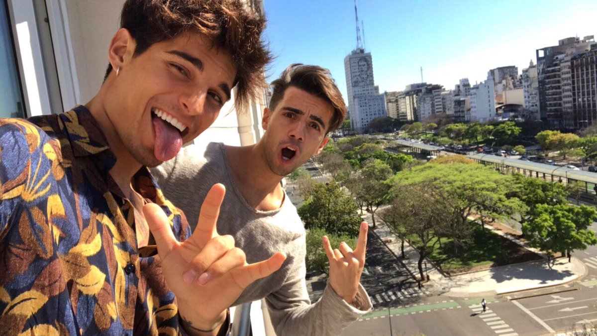dosogas's tweet photo. LLEGAMOS ARGENTINA!!! 🇦🇷🇦🇷🇦🇷  (los esperamos a todos en el teatro Coliseo!) 💥💥💥 https://t.co/enShdJ47t4