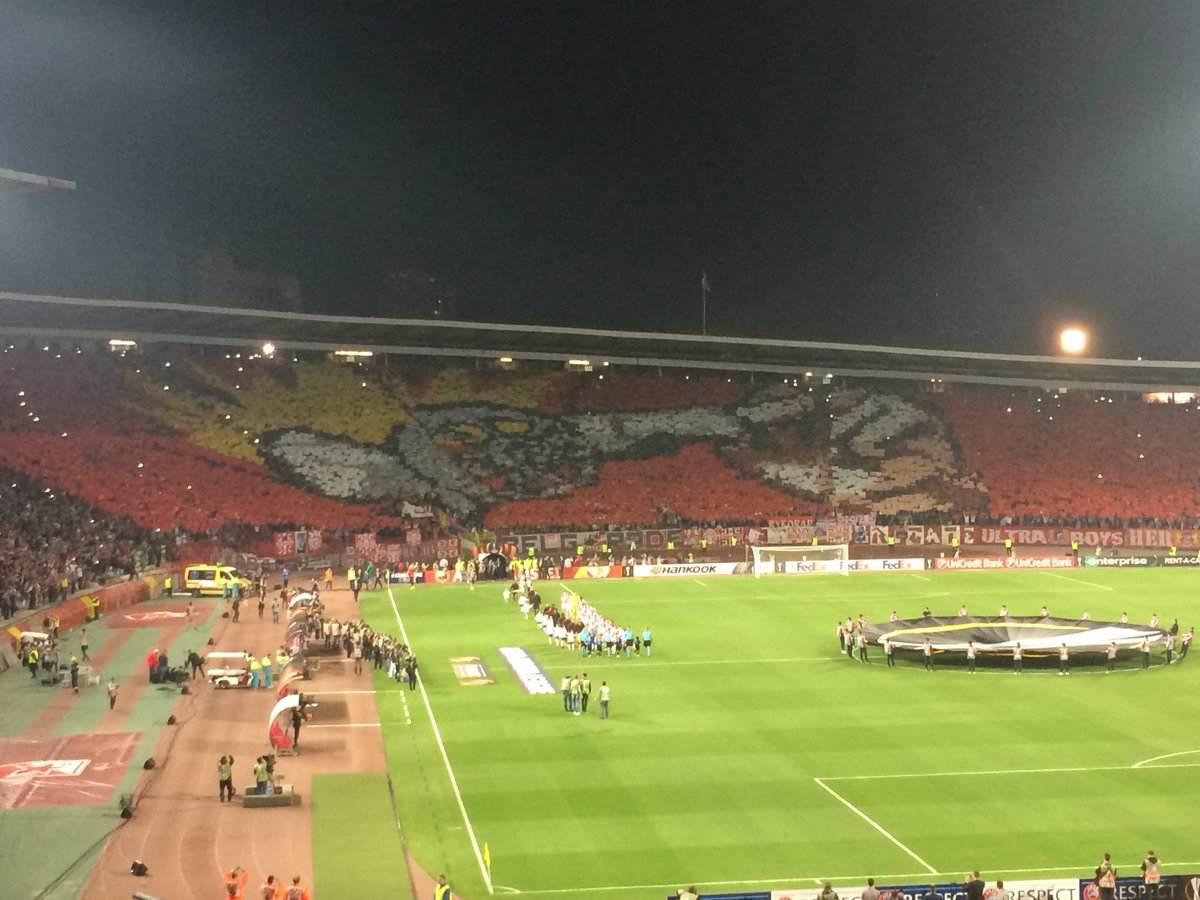Suntavilo's tweet photo. Bravo Zvezdo, bravo momci na igri i borbi 🔴⚪️💪🏼👊🏼 Arsenalu želim da ispadnu iz lige, Englezima ostrvo da potone, a UEFA da propadne... https://t.co/MzXEn9IQol