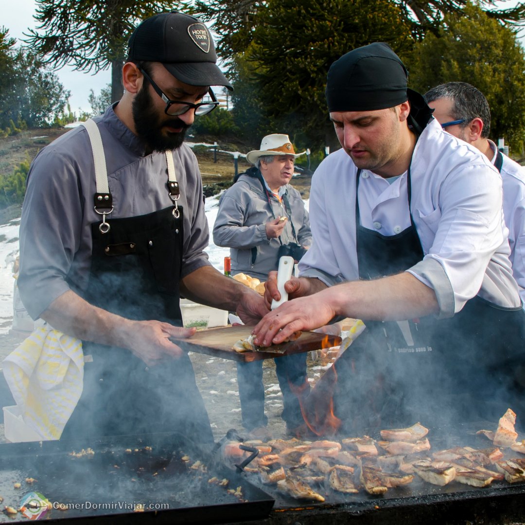 Comer Dormir Viajar tweet media