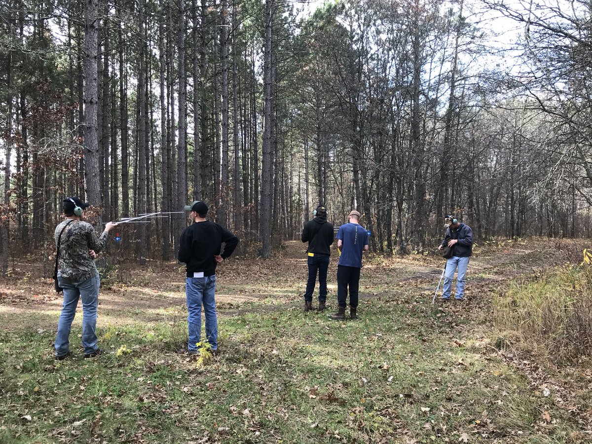 bhiller's tweet photo. BSU Wildlife students learning a bit radio telemetry today. https://t.co/zdXHogBJDI