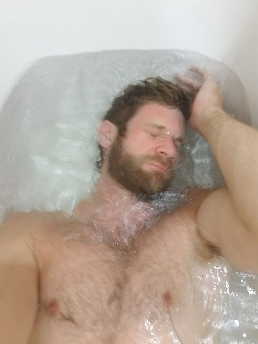 colbykeller's tweet photo. Time for a soak after a long few days. Thank you so much everyone for all the birthday love!! 😙😙😙 https://t.co/8Dox0Tj1w6