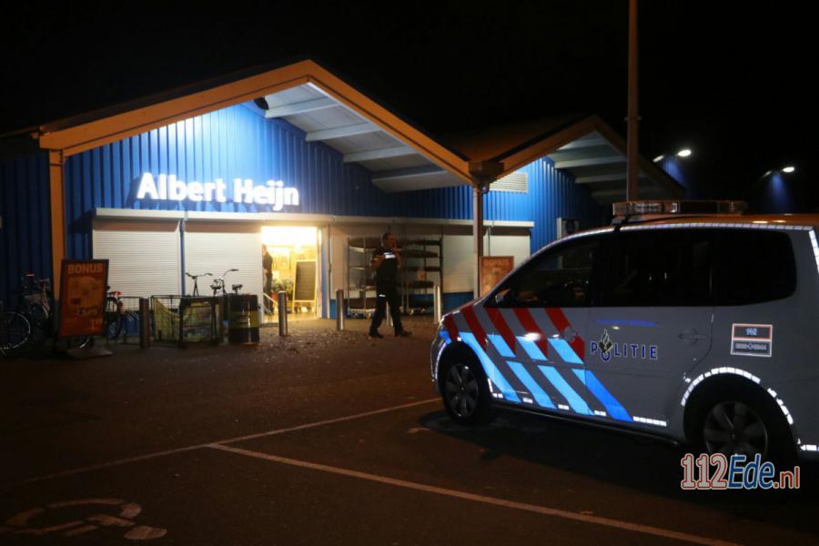 🚨 Jongens met mes overvallen Albert Heijn in Lunteren 112.press/PwZY7m #Lunteren #112Nieuws https://t.co/B69EKt0kU6