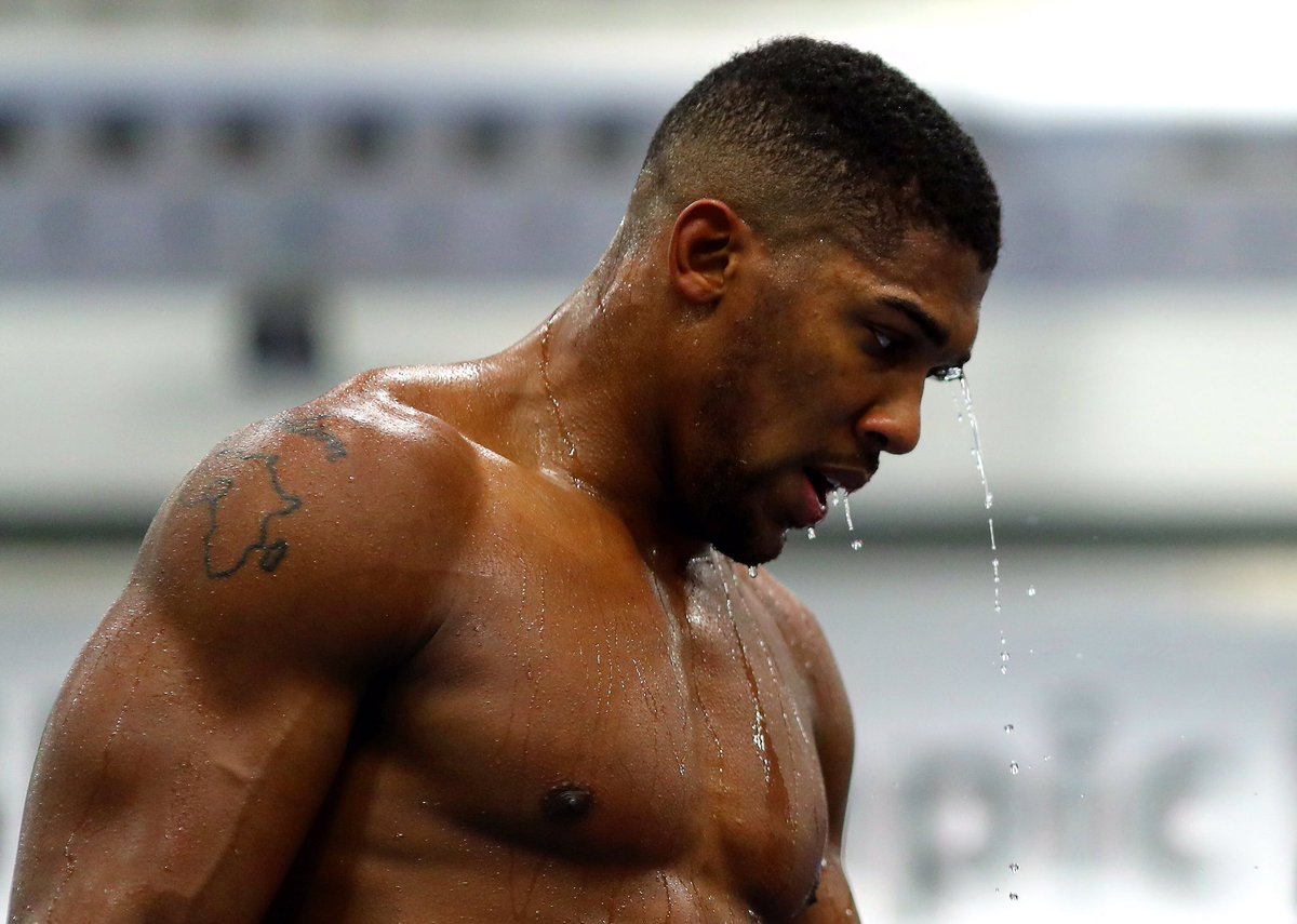 anthonyjoshua's tweet photo. Defend The Promise ✊🏾 #AJBXNG https://t.co/w8Lltfo5VE