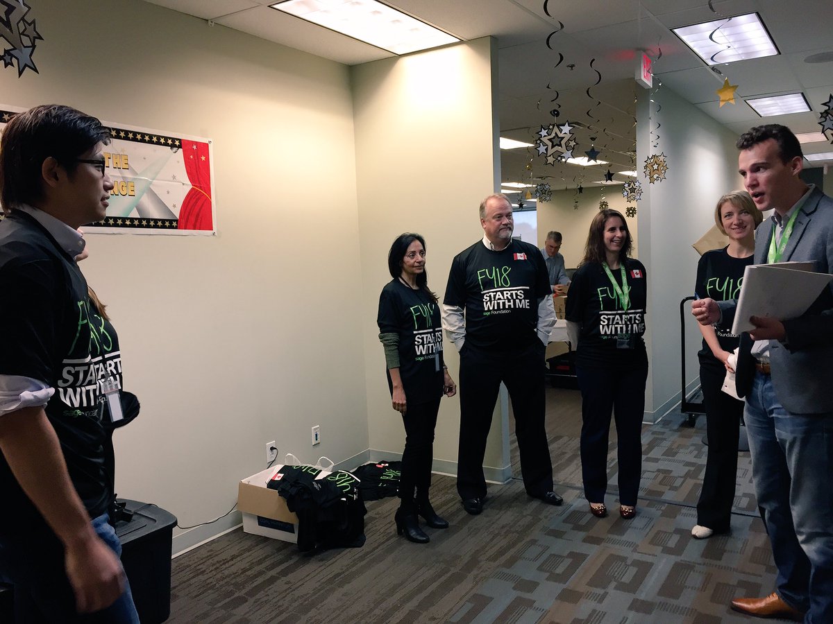 Meowccounting's tweet photo. #StartsWithMe FY18 kickoff VIP welcome crew ready @SageNAmerica heck ya we have a VIP lunch lounge 😉💚 https://t.co/YI92xdqTwl