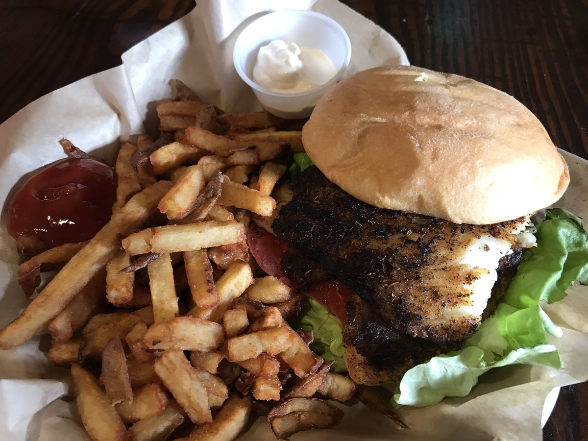 BigDre73's tweet photo. Took a chance on the Blackened Fish Sandwich and boooom it paid off! Deliciousness! #docsbackyard https://t.co/w11W9w2vME