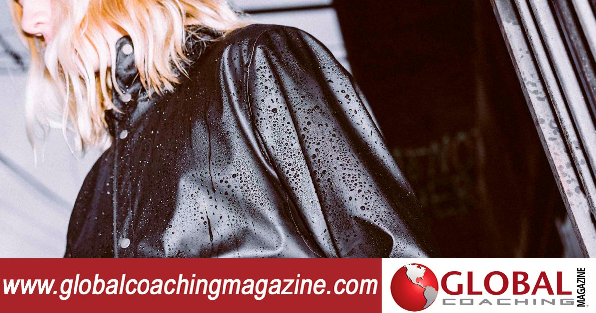 rcontrapeso's tweet photo. Que la lluvia no te aleje de la moda.
#GCMSeRenueva #GlobalCoachingMagazine
https://t.co/QSACSWLeln https://t.co/nefAdAqoym