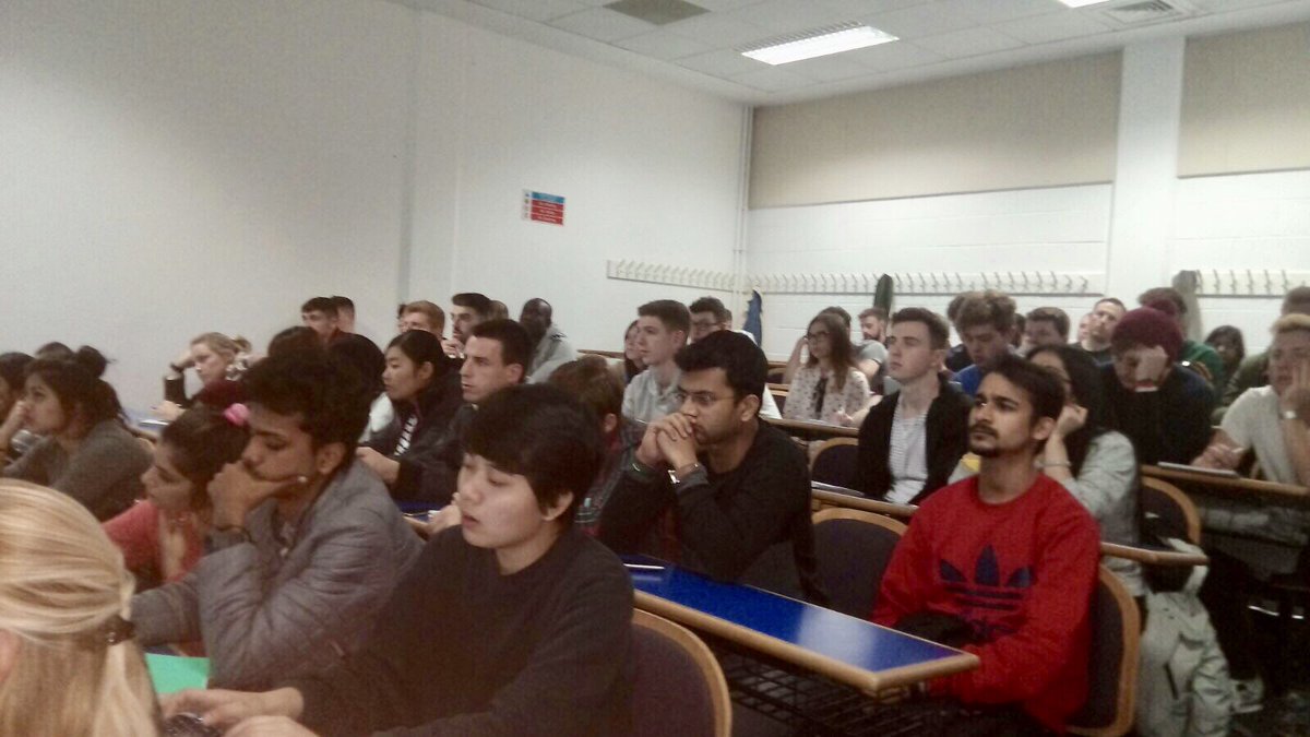 fabiods_it's tweet photo. We spoken about our experiences in Gamification and @NEWTONprojecteu at DCU Business School in Dublin. Thank you @RoLyonz for the invitation https://t.co/vEpHzb0fGQ