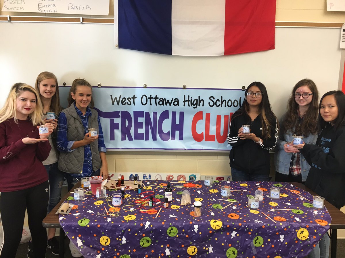 FrenchFrisinger's tweet photo. OUI! Candles #FrenchClub #GOWO https://t.co/LKdgZ9Bear