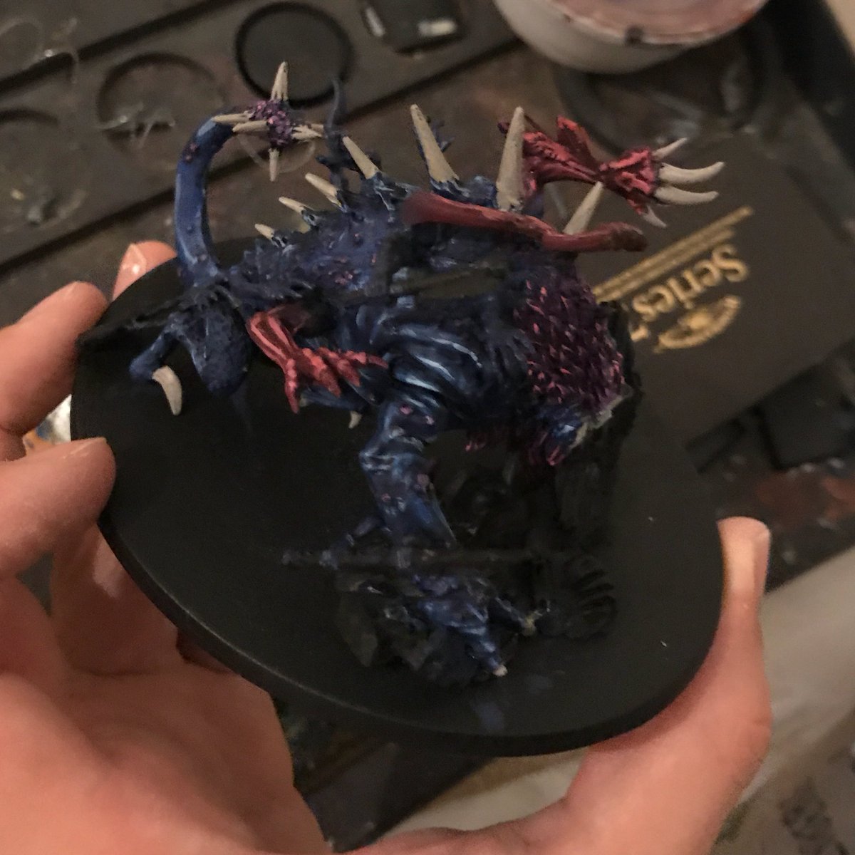 moarhammer's tweet photo. Making more progress on the Bag o' Hands! #raw17 #jabbermeta #tzeentch https://t.co/LXsxZF1laf