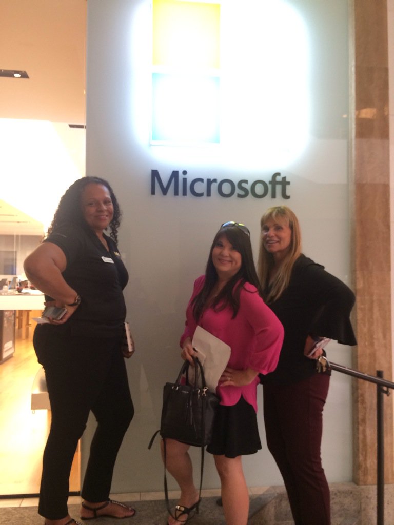 scienceoc's tweet photo. Thank you @Microsoft for hosting #ocstemecosySTEM team today ! https://t.co/2IHoA4xFx6