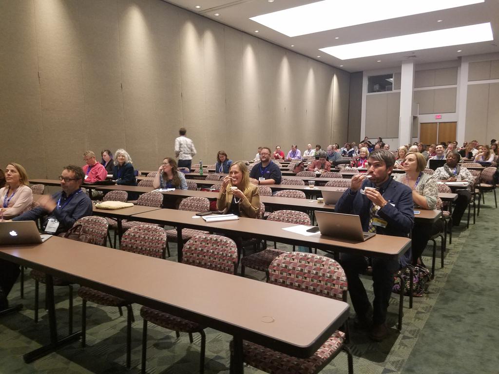 louislibraries's tweet photo. RFI Town Hall begins with ice cream from @LSUAgCenter Dairy Store. Is there a better way to start...or end? #louisuc17 https://t.co/L3A6y82Bcm