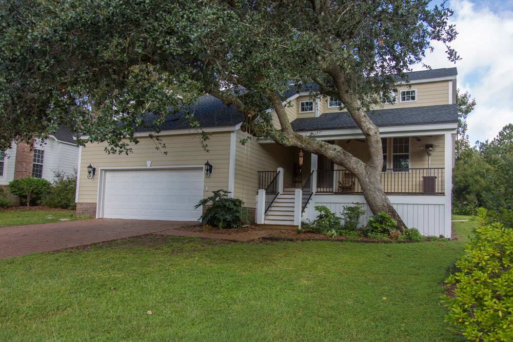 MarketCommonPro's tweet photo. Beautiful #newlisting in Long Bay Estates. 4B | 2BA | 3,300 sq ft. #myrtlebeachrealestate #realestate #marketcommon 
https://t.co/mCK1S2w7B2 https://t.co/0IpKSCK4L6