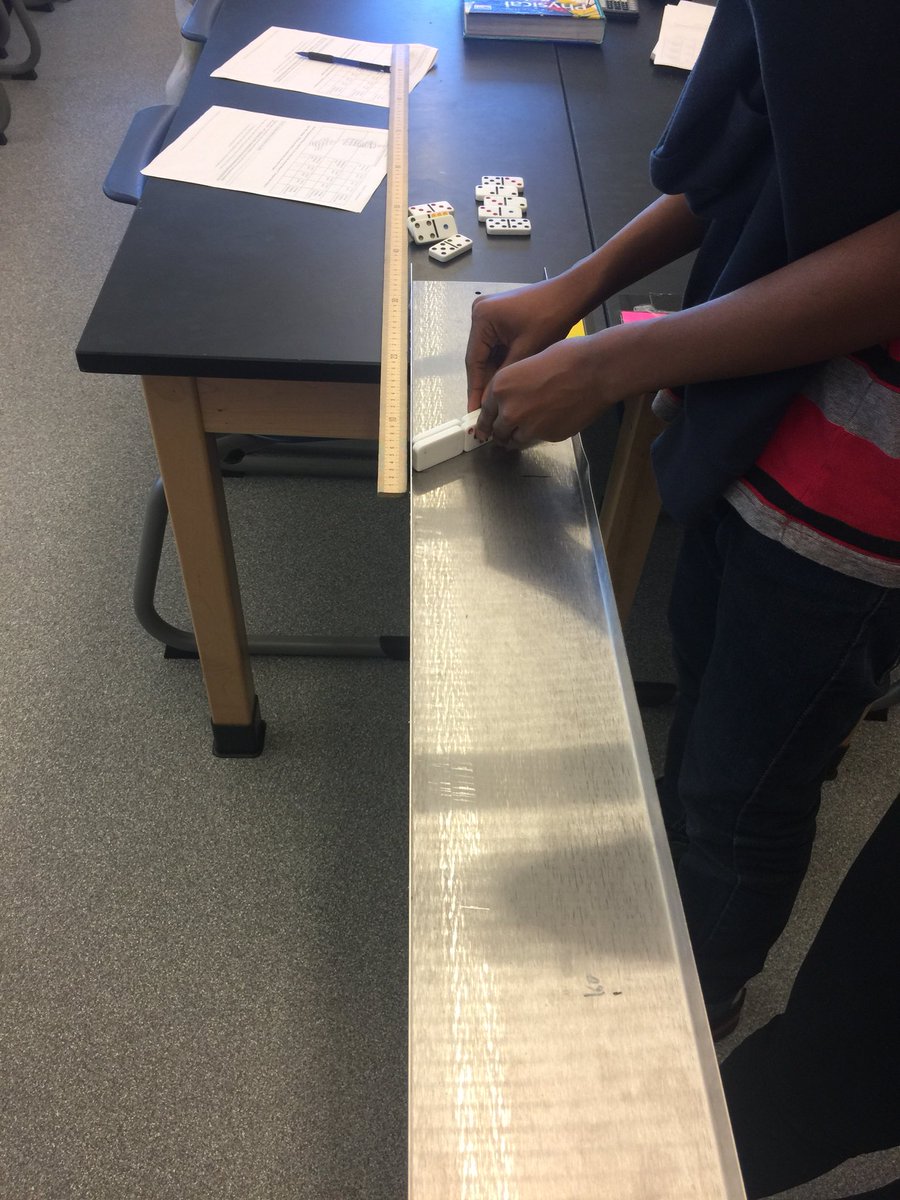 JosephHFuller's tweet photo. Ss designing crash barriers in #DHS312 today! #energy #science #shouldabeenasenator https://t.co/XQIUXqOopm
