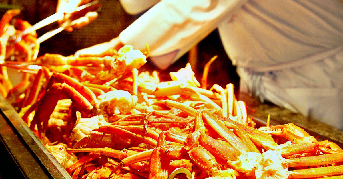 BoomtownBC's tweet photo. #Retweet if you have plans to dine on all-you-can-eat #crablegs at #CattlemansBuffet this weekend. #seafoodbuffet https://t.co/hAEcCKIIqS
