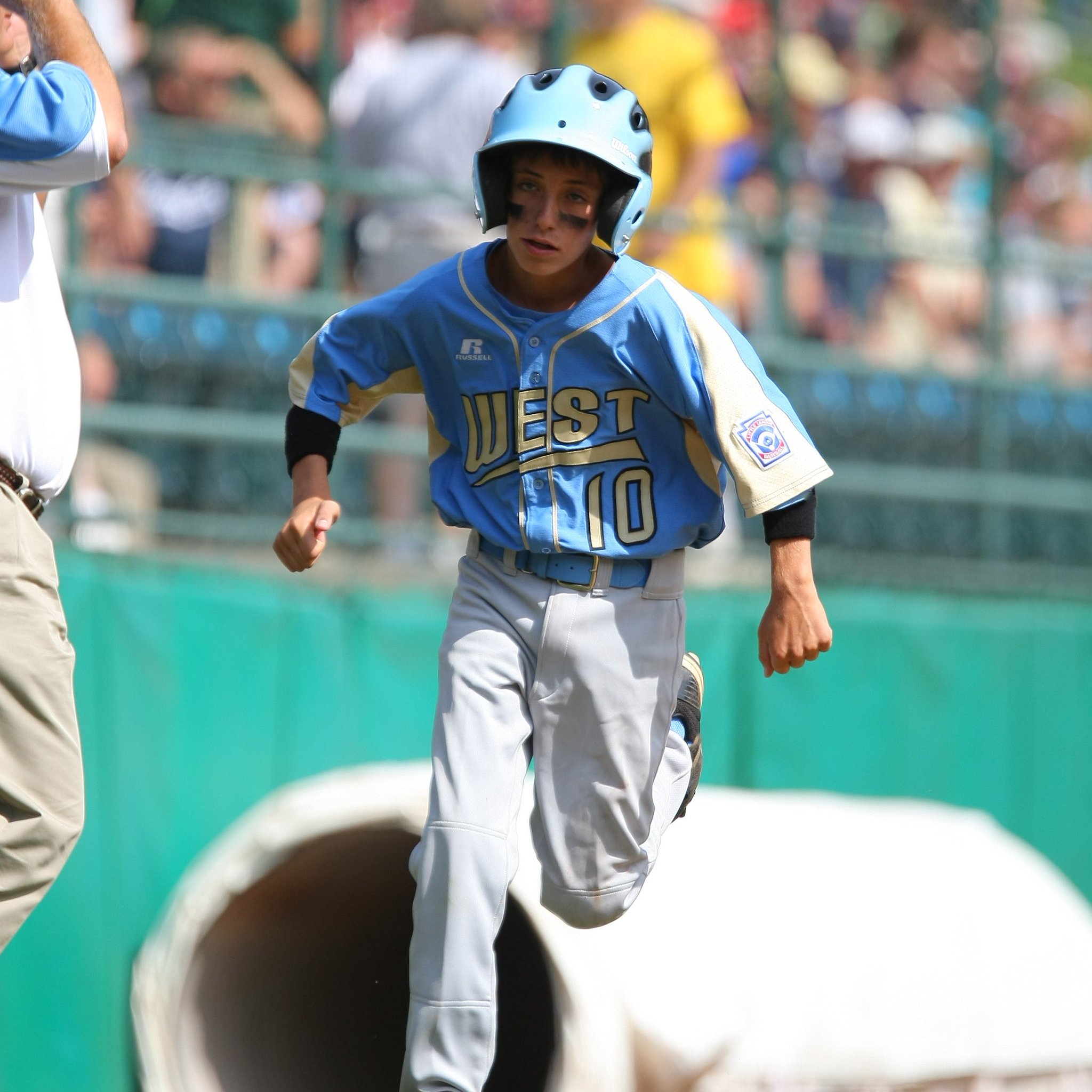 Little League on X: Throwing it back 10 years, to when the @Dodgers' Cody  Bellinger played in the #LLWS. #ThrowbackThursday   / X