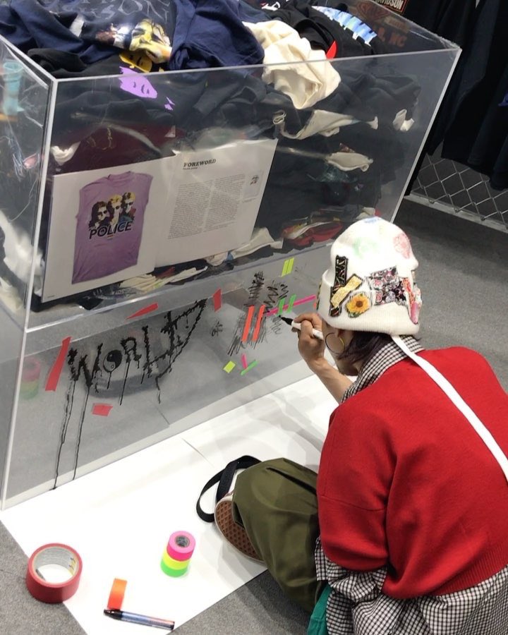 BigbangforIndo's tweet photo. #GDRAGON for World Of Vintage, Rare Market.

©dunsolko, jessicajung. https://t.co/zuQ4Fgy5MB