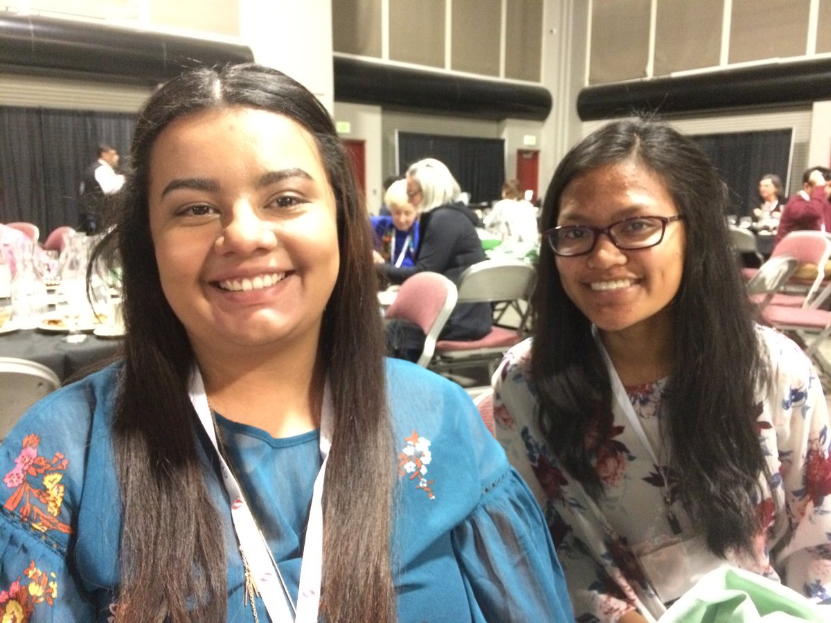 Chapter president Skarleth and secretary Melanie representing <a href="/stan_state/">Stanislaus State</a> at #SACNAS2017. <a href="/StanDiversity/">StanStateDiversity</a> <a href="/sacnas/">SACNAS</a>